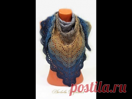 Красивый бактус простым узором. Beautiful bactus with a simple pattern.