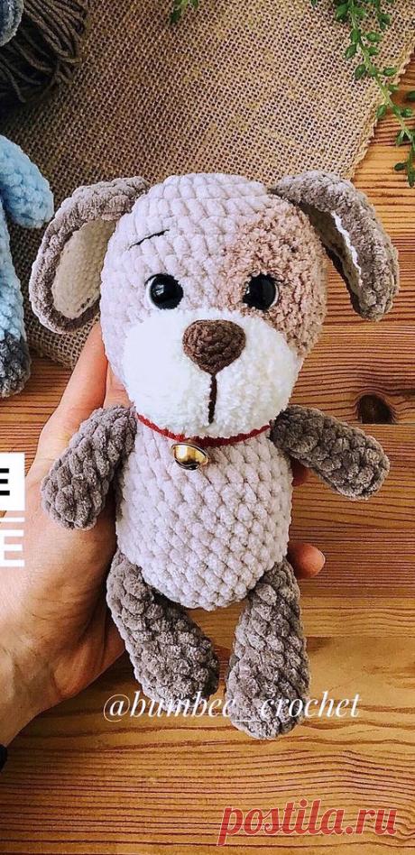 PDF Плюшевая собачка Рекс крючком. FREE crochet pattern; Аmigurumi animal patterns. Амигуруми схемы и описания на русском. Вязаные игрушки и поделки своими руками #amimore - Собака, пёс, плюшевая собачка, щенок из плюшевой пряжи, пёсик.