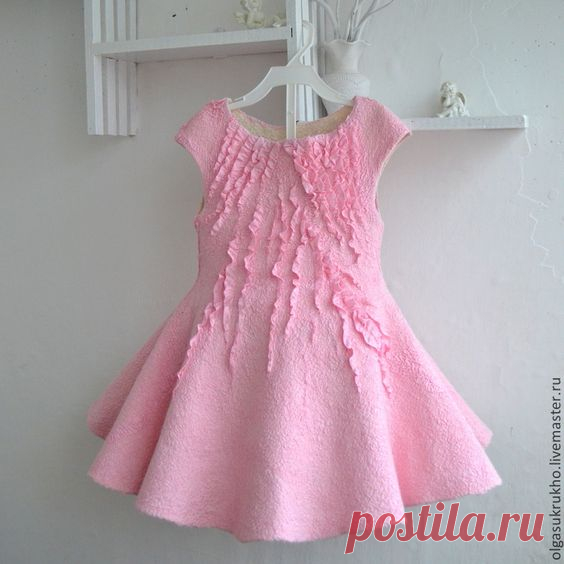 (4) Pinterest