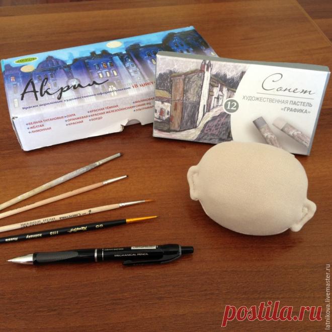 Рисуем губки текстильной кукле – Ярмарка Мастеров