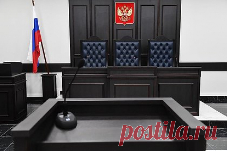 Дело осужденного за госизмену россиянина вернули в суд для нового рассмотрения. Первый апелляционный суд вернул на новое рассмотрение уголовное дело в отношении ярославца Ровшана Намазова, осужденного на 13 лет по статьям о госизмене и контрабанде. Судебная коллегия отметила приговор Ярославского областного суда, а материалы дела передала в суд первой инстанции.