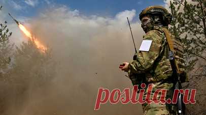 По военным предприятиям, аэродромам и складам: ВС РФ нанесли групповой удар по объектам ВПК Украины. Минувшей ночью ВС России нанесли групповой удар по предприятиям авиационной, ракетной, бронетанковой и судостроительной промышленности Украины в Киеве, сообщило Минобороны РФ. Кроме того, поражены пункты управления и места дислокации ВСУ, сосредоточения вооружения и военной техники украинских формирований, а также инфраструктура военных аэродромов, склады боеприпасов и горючего. Читать далее