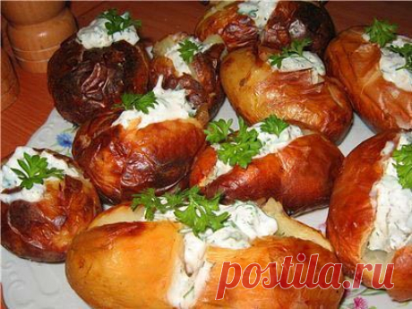 Картофель с начинкой.