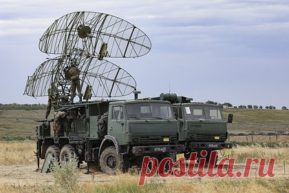 Очевидцы сообщили об атаке дронов ВСУ на Ростовскую область и пожаре