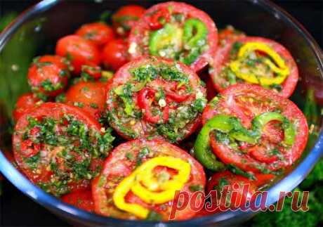 Помидоры по-корейски — супер закуска к шашлыку! Помидоры по-корейски отлично подходят к любым мясным блюдам, а особенно шашлыкам Немного острые, с ярко выраженным томатным привкусом, они хорошо вписываются в любое меню. Те, кто готовит это блюдо для домашнего употребления, могут лакомиться им целую неделю...