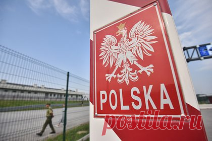 Польша решила закрыть границу для машин с российскими и белорусскими номерами. Министерство внутренних дел и администрации Польши с 1 июня закроет движение через польско-белорусскую границу для грузовиков с номерами, зарегистрированными в России и Белоруссии. Граница для грузовиков, в том числе полуприцепов и автопоездов, с товарами будет закрыта «до особого распоряжения».