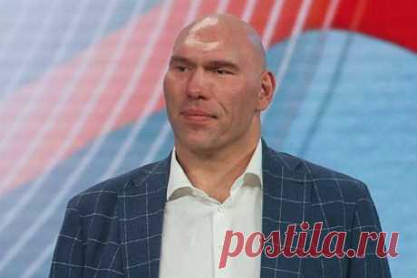 Валуев отреагировал на сообщения о своей госпитализации. Депутат Госдумы Николай Валуев в ответ на сообщения о своей госпитализации в Москве заявил, что с ним все в порядке и пожелал здоровья всем тем, кто волновался о его самочувствии. Он пояснил, что продолжает работать. 18 ноября появилась информация о том, что Валуев попал в больницу из-за проблем с ногой.