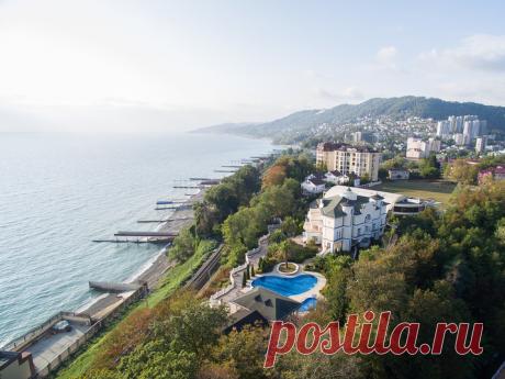 Шикарная резиденция в Сочи на берегу моря сдается в аренду.
+79673200099 WhatsApp Viber Telegram