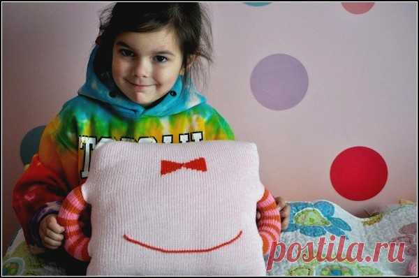 Подушка, с которой не скучно // ОПТИМИСТ