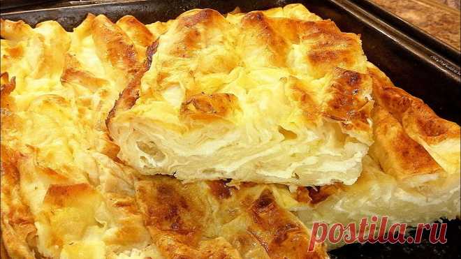 Когда есть лаваш и 300 г творога готовлю эту вкуснятину! Ленивая ачма из лаваша! Быстрый рецепт лаваш 3 шт.творог 300 гяйца 6 шт.кефир 600 млсоль щепоткасливочное масло.....Выпекать при t 180* 40 минут.Приятного аппетита!