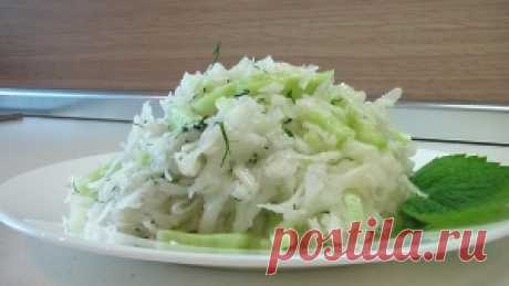 Салат из редьки с огурцом