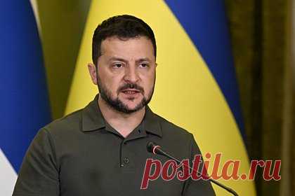 Зеленского обвинили в готовности уничтожить даже украинских женщин ради сохранения власти