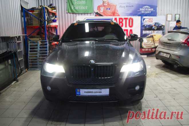Установка и ремонт лобового, бокового или заднего стекла BMW X6 в Кишиневе.