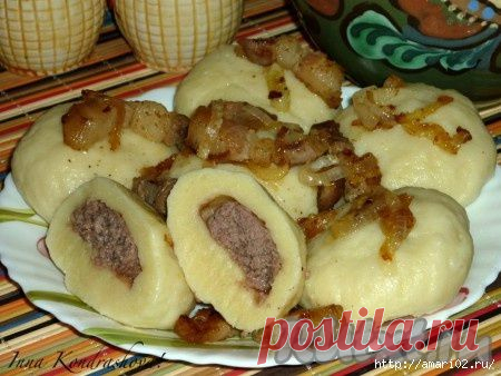 Картофельные вареники с фаршем.