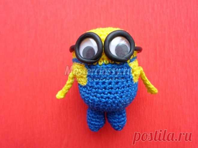 Вязаные игрушки крючком. Миньон. Мастер-класс с пошаговыми фото