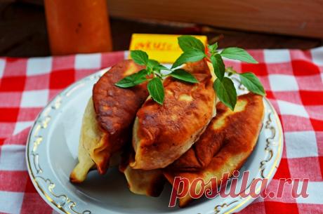 Пирожки жареные с капустой - Простые рецепты Овкусе.ру