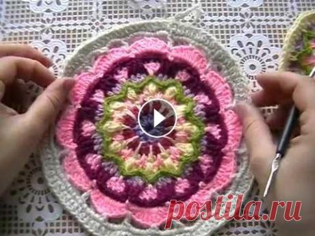 Вязание крючком. Мандала. Часть 2 В этом видео я продолжаю вязать мандалу. Часть вторая. Схему мандалы я нашла на сайте handmade-paradise.ru Этот ролик обработан в Видеоредакторе YouTu...