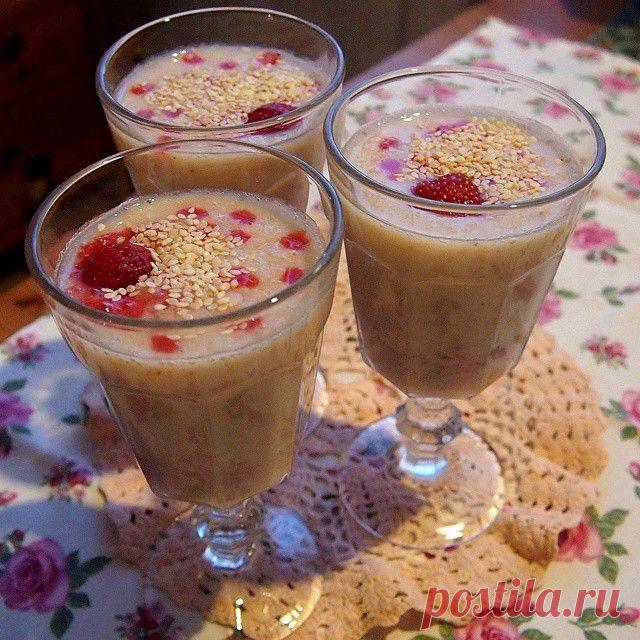 Великий пост : клубнично-банановый смузи