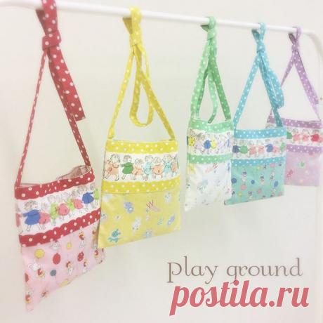 Dear Little World 「Play ground」
#quiltgate #dearlittlewworld #playground #handmade #cotton #Japanesefabric #fabric #japan #madeinjapan #nihon #nippon #modern #patchwork #forchildren #childrenclothing