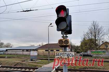 Первый поезд прошел по железной дороге в Брянской области после подрыва моста