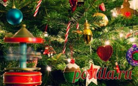 Мишура на ёлке - Скачать обои на рабочий стол в один клик!