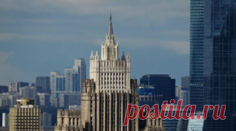 МИД: Россия будет жёстко отвечать на недружественные выпады со стороны Японии. Любые новые недружественные выпады Японии в адрес России повлекут за собой максимально жёсткие контрмеры. Об этом заявила официальный представитель МИД России Мария Захарова. Читать далее