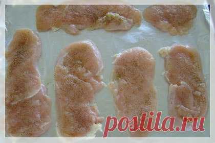 Курица Запеченная с Болгарским Перцем и Помидорами

Ингредиенты
куриная грудка 3 штуки (половинки, без кожи и без костей)
болгарский перец 1 штука (большой, я использовала половину желтого и красного перцев)
Показать полностью…