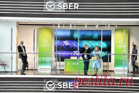 Сбер наградит автора лучшей научной статьи об искусственном интеллекте. Сбер проведет конкурс научных материалов и статей в области искусственного интеллекта (AI) и машинного обучения (ML). Автор лучшей работы получит 1 млн рублей. Об этом сообщил первый заместитель председателя правления Сбербанка Александр Ведяхин на международной конференции.