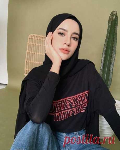 How To Wear Your Favorite T-Shirt With Hijab Style - Hijab-style.com
