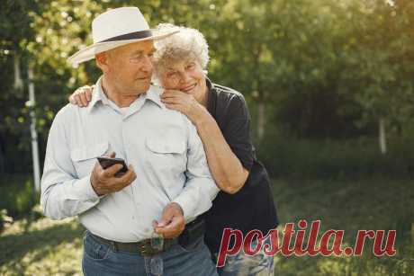 ПАНАЦЕЯ ОТ СТАРОСТИ – ЛУЧ ВЫХОДА
Итак, мы знаем, что возраст не определяется цифрами в паспорте. Ведь старость – это отсутствие стремлений познавать новое, набираться впечатлений, остро реагировать на жизнь. Старикам трудно отказываться от жизненного багажа, который они накопили, пусть даже часть этой ноши давно покрылась стереотипами и закостенела. Они воспринимают в штыки трансформации, которые происходят в мире и заставляют меняться […]
Читай дальше на сайте. Жми подробнее ➡