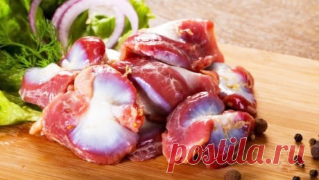 Куриные желудки - мягкие и нежны, без варки Как приготовить куриные желудки без варки, чтобы они были мягкие, нежные, а самое главное вкусные. Простой, недорогой рецепт куриных потрошков.Ингредиенты: Куриные желудки - 500 г.Горчица (без зерен) - 2 ч.лЛук репчатый - 1 шт.Чеснок - 3 зубчикаСоль, перец, специи - по вкусуРастительное...