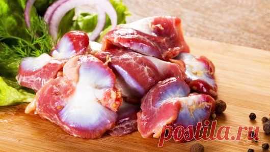 Куриные желудки - мягкие и нежны, без варки Как приготовить куриные желудки без варки, чтобы они были мягкие, нежные, а самое главное вкусные. Простой, недорогой рецепт куриных потрошков.Ингредиенты: Куриные желудки - 500 г.Горчица (без зерен) - 2 ч.лЛук репчатый - 1 шт.Чеснок - 3 зубчикаСоль, перец, специи - по вкусуРастительное...