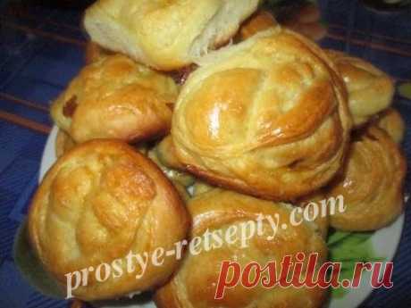 Плюшки с сахаром из дрожжевого теста: рецепт с пошаговыми фото