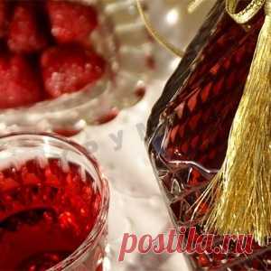 РЕЦЕПТЫ КЛУБНИЧНОЙ НАСТОЙКИ