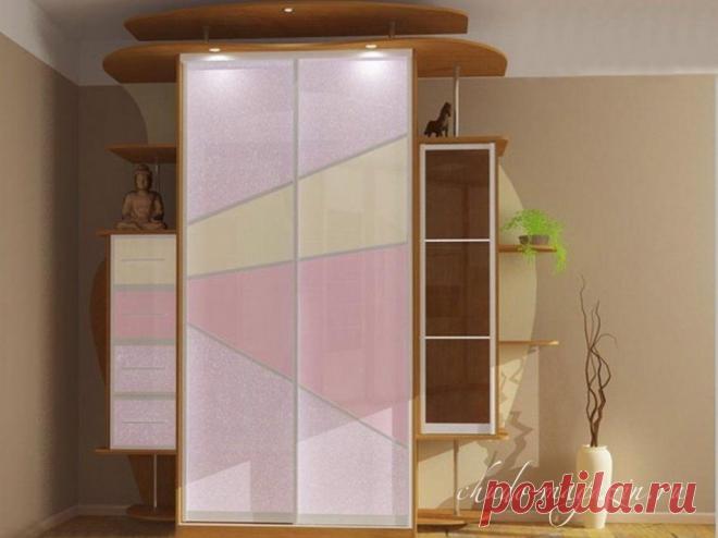 Яркий шкаф купе в интерьере: фото, дизайн в интерьере.