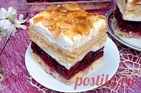 ПЛЯЦОК "ДЛЯ "ЛЮБИМОЙ" СВЕКРОВИ" - Вкусные рецепты Ингредиенты для теста: — 600 г муки — 360 г сливочного масла или маргарина — 2 чайные ложки разрыхлителя — 125 г сахарной пудры — 6 яичных желтков Растопите масло, смешать муку с разрыхлителем и влить масло Взбейте яичные желтки с сахаром и добавить в муку. Замесить тесто, разделить на 2 равные части . Положить …