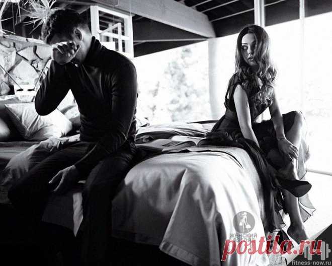 Вещи, которые нельзя прощать: измена, предательство и др. Психология отношений
Все мы рано или поздно сталкиваемся с разными несправедливыми вещами: с враньём, предательством, изменами, оскорблениями. Некоторые люди прощают за всё, стараясь понять любого обидчика и встать на его место. Есть ли вещи, которые нельзя прощать никому, даже самому близкому человеку? Давайте разбираться. Конечно, у каждого человека есть свой кодекс чести и морали, и то, что […]