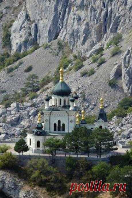 Форосская церковь-жемчужина южного Крыма