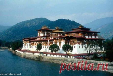 ЕДИНСТВЕННОЕ В МИРЕ ГОСУДАРСТВО, В КОТОРОМ СУЩЕСТВУЕТ МИНИСТЕРСТВО СЧАСТЬЯ. | НАШ ГОРОДОК