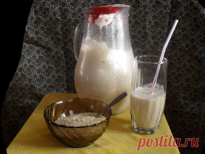 Кунжут и кунжутное молоко.