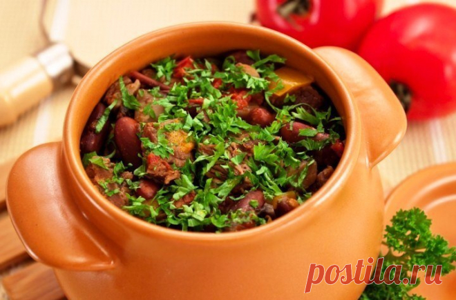 ВТОРЫЕ БЛЮДА В ГОРШОЧКАХ - 7 РЕЦЕПТОВ 1. Горшочки с мясом, фасолью и грибамиИнгредиенты 500 г говядины (свинины, баранины)200 г фасоли300 г помидоров300 г грибов200 г болгарского перца150 г лукасольперецрастительное маслоПриготовлениеЕсли…