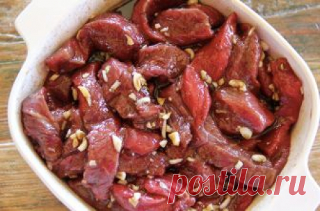 Как сделать мясо мягким. 
Вот как следует готовить любое мясо… Добавь секретный ингредиент для мягкости!
Очень часто требуется быстро придать куску мяса мягкости! Как сделать так, чтобы кусок жесткой свинины или говядины стал…