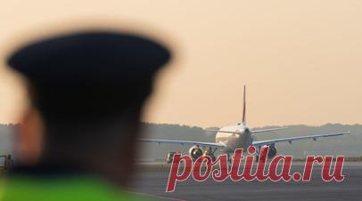 Временные ограничения ввели в аэропорту Минеральных Вод. Работу аэропорта Минеральных Вод временно ограничили для обеспечения безопасности полётов самолётов. Читать далее