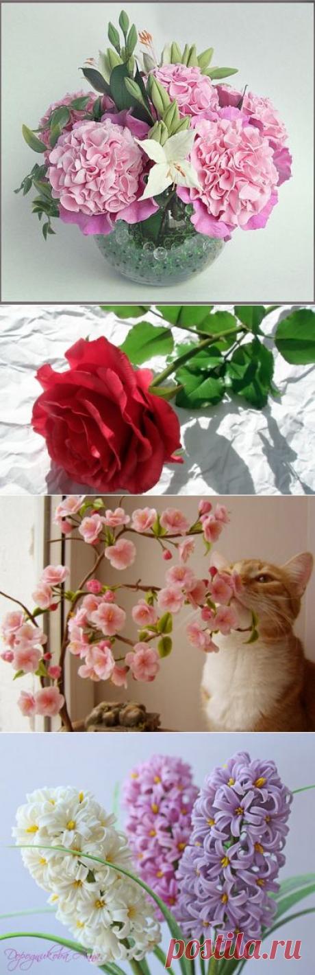 Аргентинское открытие — чудесный материал для рукодельниц 
Для него нам понадобятся: 1/4 чашки пищевой соды, 1/4 чашки кукурузного крахмала (можно взять картофельный, но масса будет сероватой); 1/4 чашки воды. Все хорошенько перемешать и выложить в сковородку с тефлоновым покрытием.