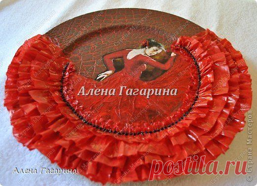 Потрясающая тарелка "Танцовщица Фламенко"