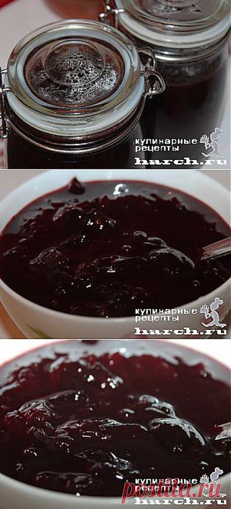 Варенье “Слива в шоколаде”.