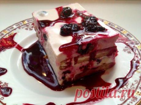 Нежное тирамису с творожно-банановым кремом и ежевикой. | Давай поговорим