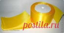 Роза из лент.
Автор: Елена Балбекина
Источник: http://stranamasterov.ru/node/786736?tid=451