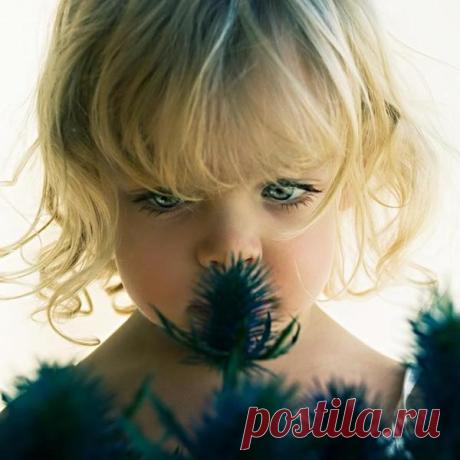 Фото Радость в цветах. Альбом Дети - радость жизни №2 - 113 фото. Фотографии Роза Павлиди.