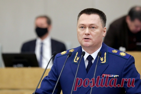 Генпрокурор обвинил Рашкина во лжи. Генпрокурор России Игорь Краснов обвинил депутата Госдумы от КПРФ Валерия Рашкина во лжи по делу об убийстве лося в Саратовской области. «Ложь из уст должностного лица такого уровня подрывает авторитет публичной власти, и поэтому недопустима», — сказал он, отметив, что этот позор стал общеизвестным благодаря СМИ.